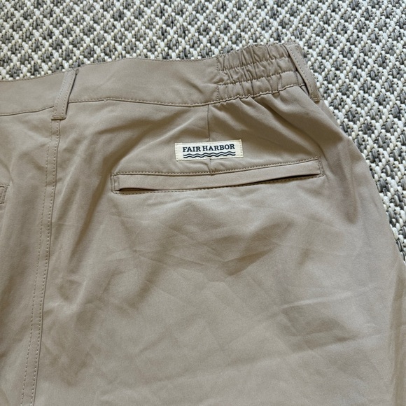 NEW Fair Harbor The Midway Short Size 34 Khaki Men’s Shorts Casual Tan Chino - Picture 6 of 7